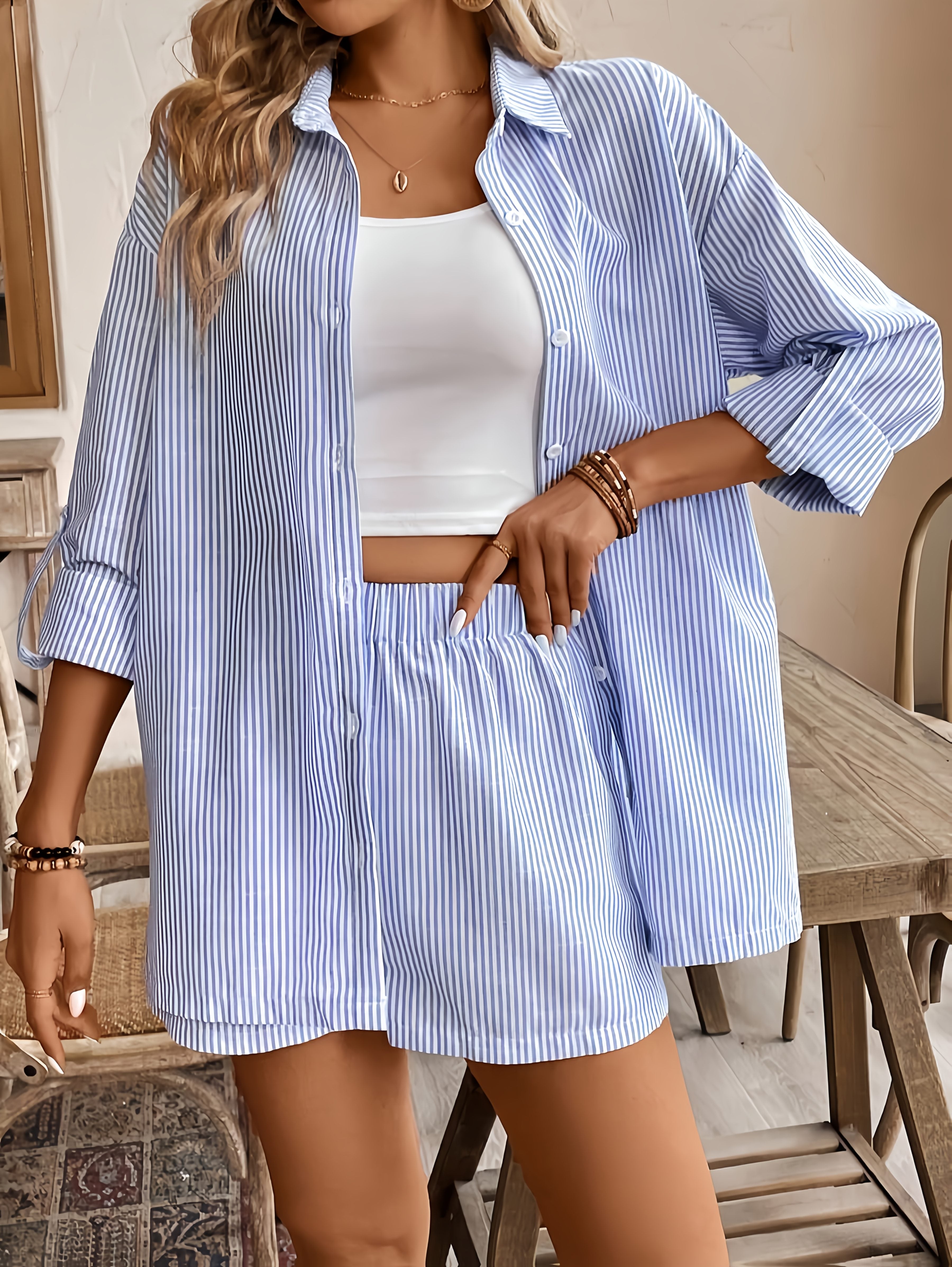 Conjunto Elegante de Camisa a Rayas y Shorts para Mujer – Estilo Casual y Moderno de Verano
