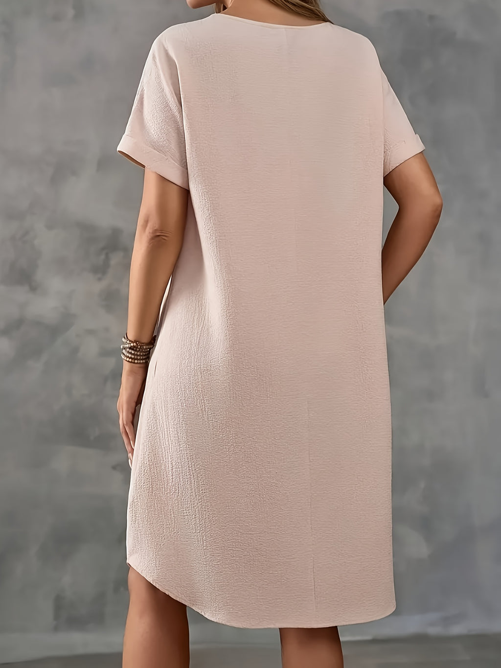 Vestido Casual de Color Sólido para Mujer – Cuello Redondo y Manga Corta