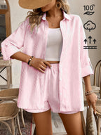 Conjunto Elegante de Camisa a Rayas y Shorts para Mujer – Estilo Casual y Moderno de Verano