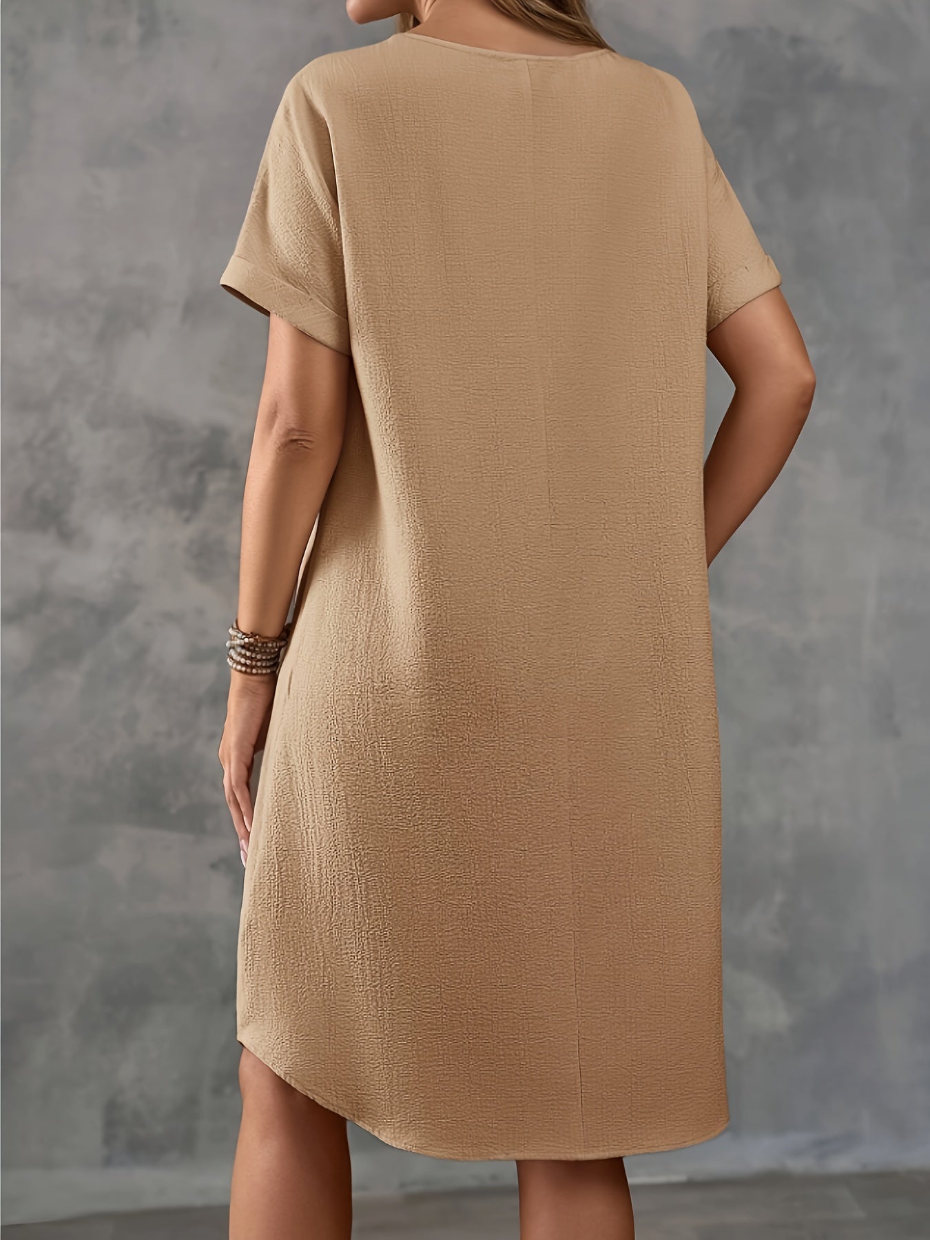 Vestido Casual de Color Sólido para Mujer – Cuello Redondo y Manga Corta